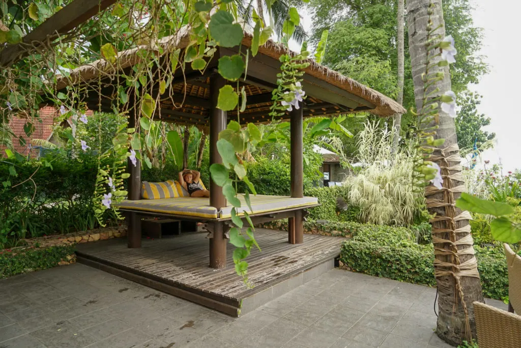 sheraton lombok pool